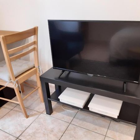 Appartement AAD1 Clamart 200 m du Tramway T6 st pavé blc avec cuisine séparée Esterno foto