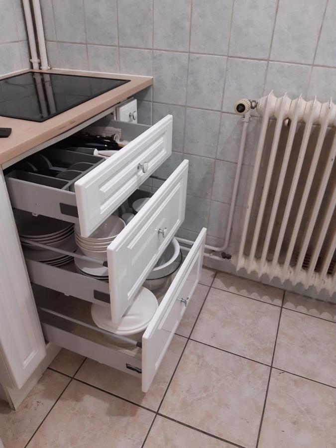 Appartement AAD1 Clamart 200 m du Tramway T6 st pavé blc avec cuisine séparée Esterno foto