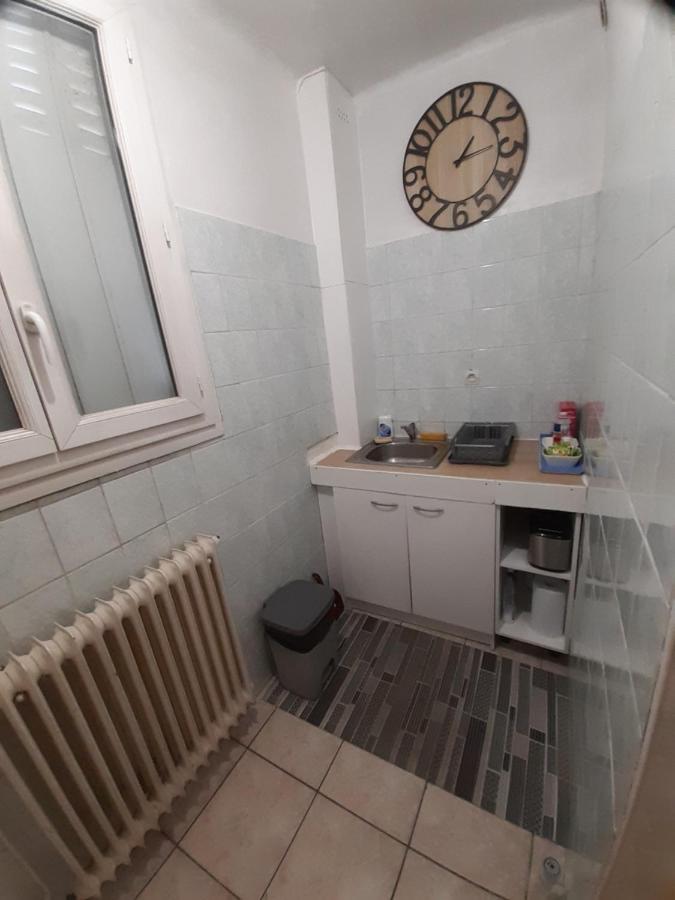 Appartement AAD1 Clamart 200 m du Tramway T6 st pavé blc avec cuisine séparée Esterno foto