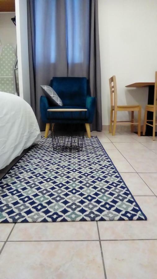 Appartement AAD1 Clamart 200 m du Tramway T6 st pavé blc avec cuisine séparée Esterno foto